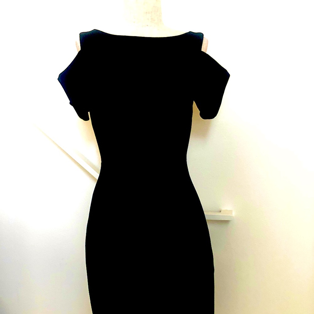 Little Black Cocktail Dress, Size 4, Cut out sleeves. BB Dakota